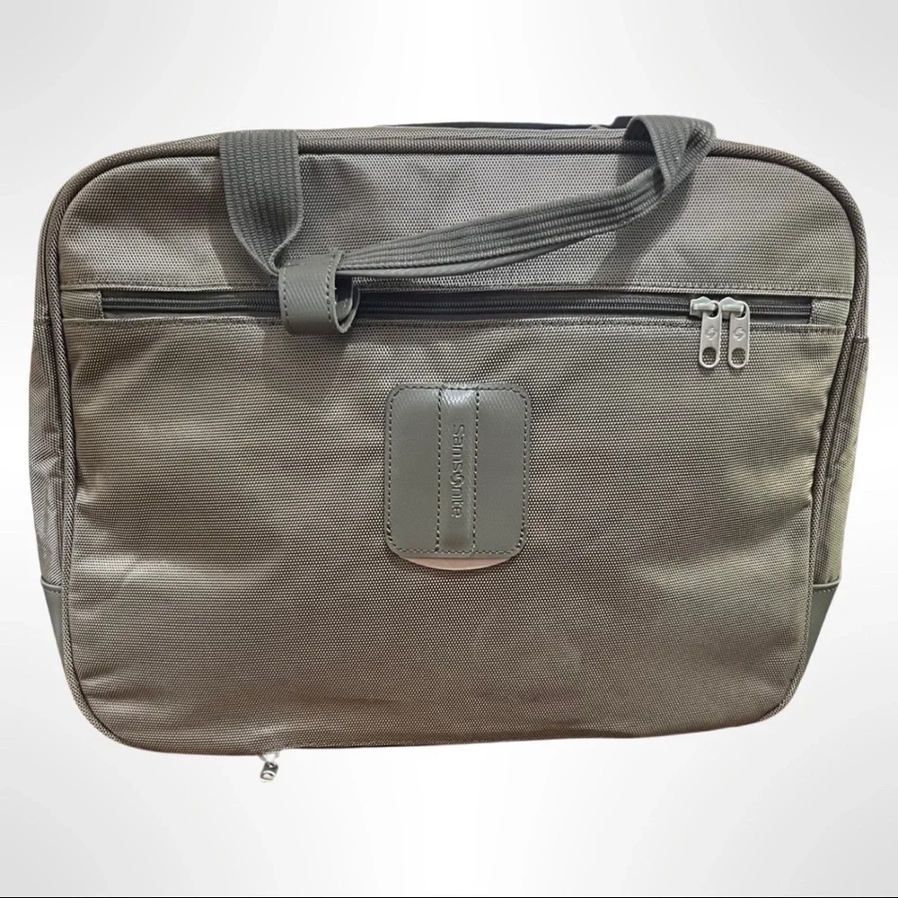Samsonite briefcase missing shoulder strap EUC